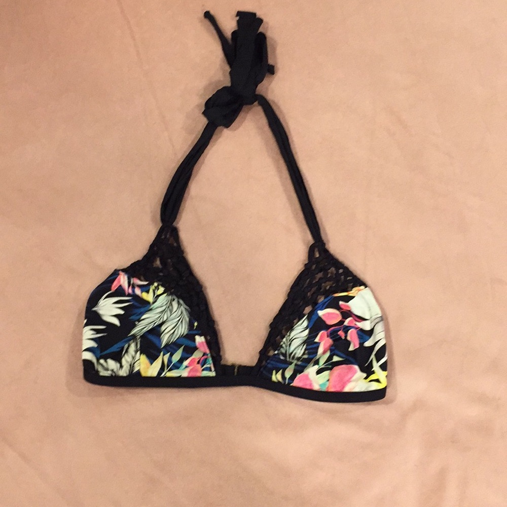 Rip Curl bikini top size Medium